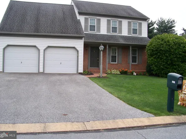 1830 Krystle Dr, Lancaster, PA 17602