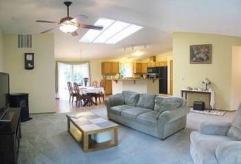 4th image of 2161 Komichan Ln NW