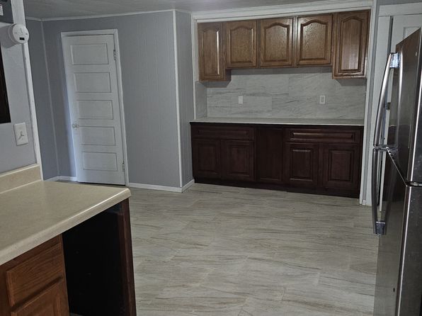 1104 North St #2L