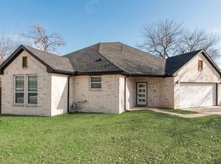 909 Marcellus Ct, Arlington, TX 76011