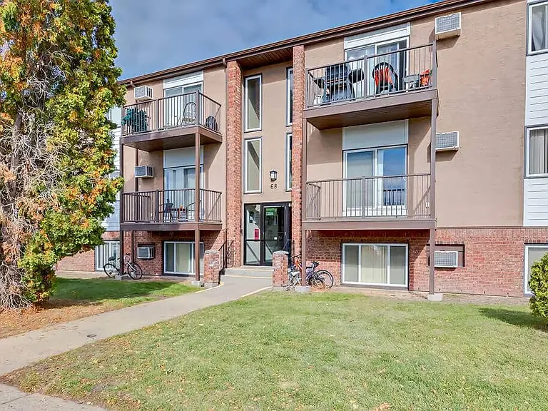 68 Cypress Way SE — Photo 19