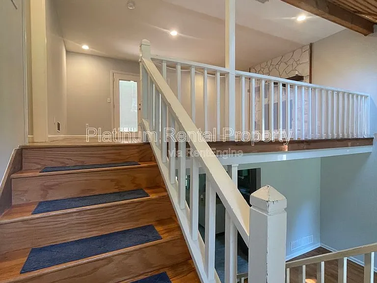 4186 Nowata Dr NE — Photo 5