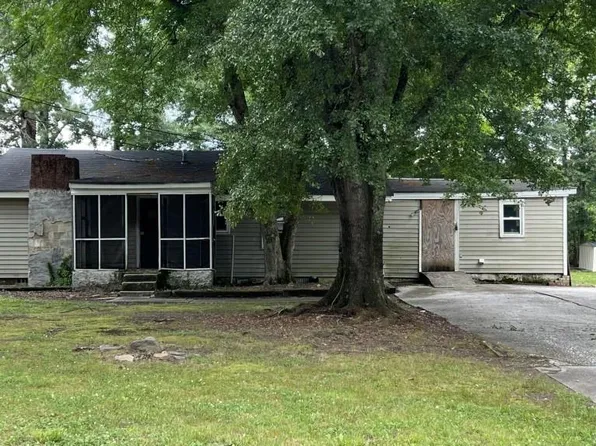 3965 Pecan St, Loganville, GA 30052
