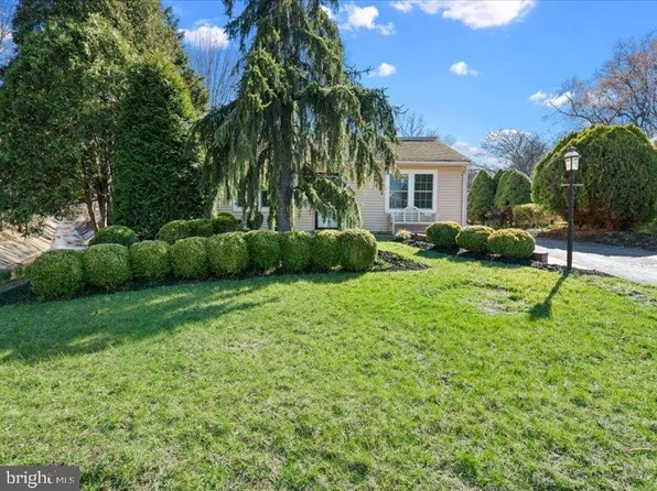 132 Melodic Dr, Newark, DE 19713