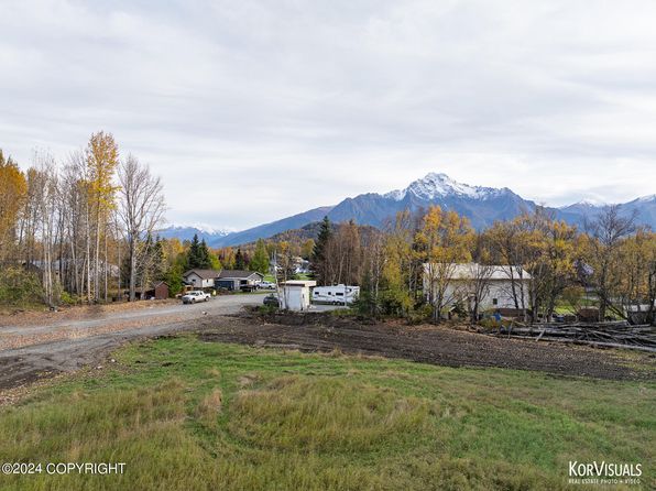1115 S Jewel St, Palmer, AK 99645