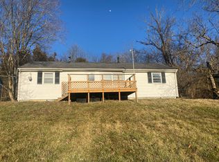 2584 Irvine Rd, Winchester, KY 40391