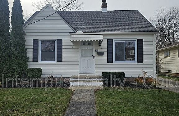 2nd image of 360 E 326th St