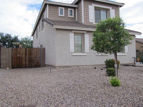 4th image of 1323 E Laurel Pl