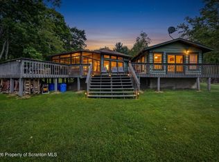 43 Big Bass Dr, Gouldsboro, PA 18424