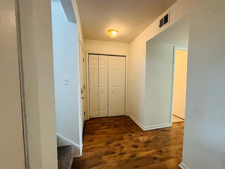 360 Shenandoah Cir — Photo 18