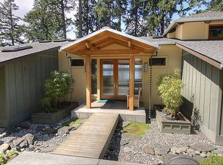 3710 Forest Beach Dr NW, Gig Harbor, WA 98335