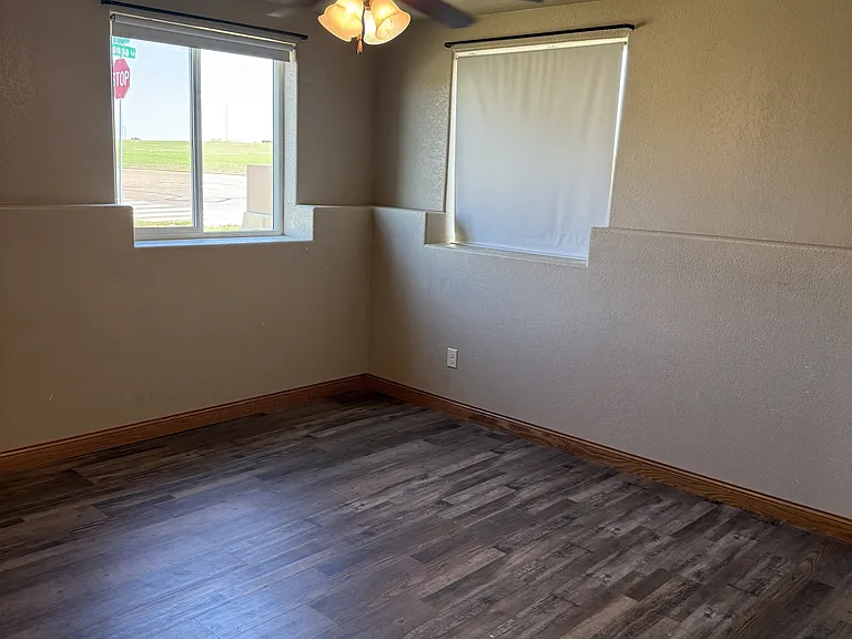 1033 Donna Ln #1 — Photo 6