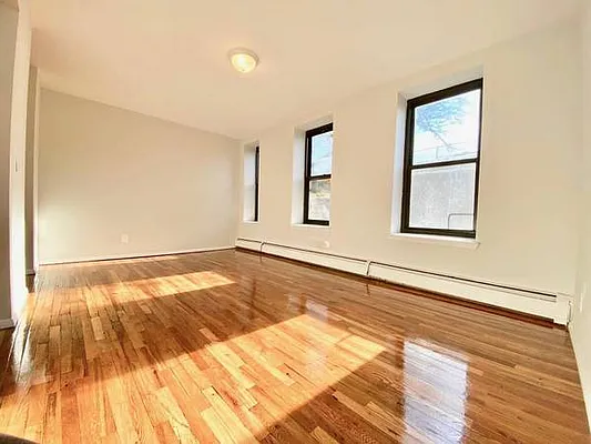 Rented by Zjama Realty Corp | media 1