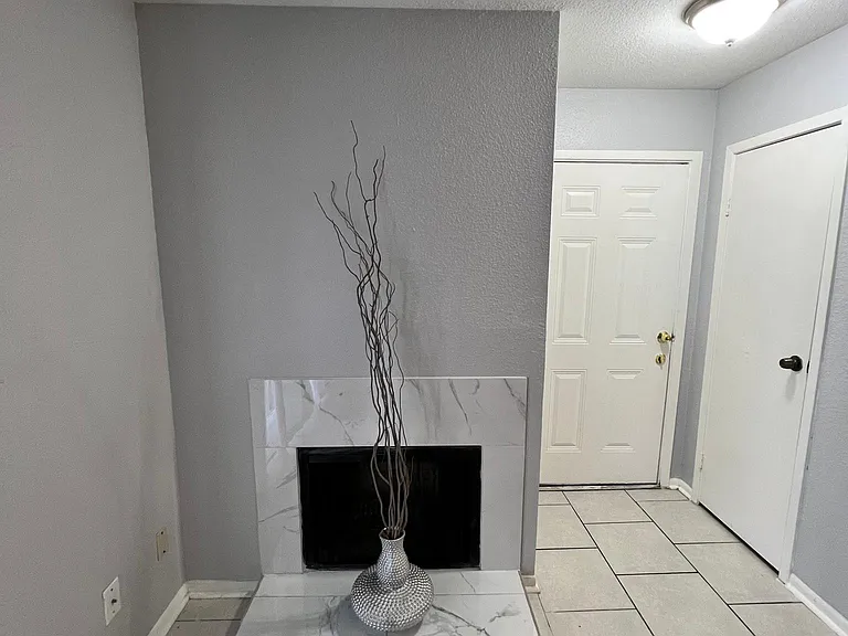 8918 Bissonnet St #307 — Photo 4
