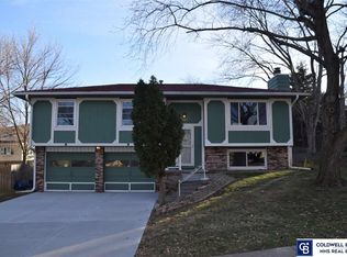 2605 Gindy Dr, Omaha, NE 68147