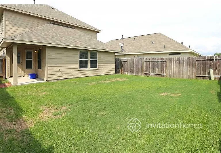 18747 Dennington Dr — Photo 15