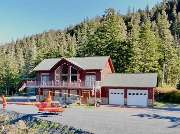 12512 Roundtable Dr, Seward, AK 99664