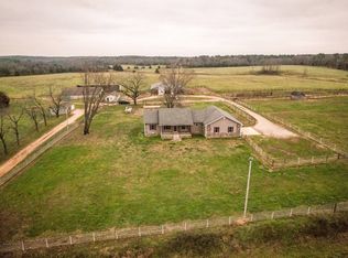 12153 State Route Y, Winona, MO 65438