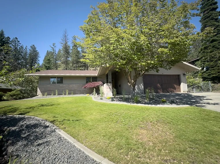 2840 W Weile Ave — Photo 1