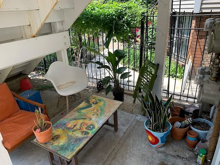 1328 W Barry Ave #1 — Photo 6