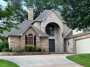 705 Kingswood Dr, Tyler, TX 75703