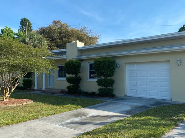 8330 Waverly Rd N, Saint Petersburg, FL 33702