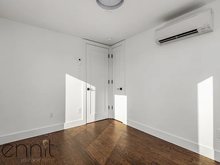 17 Kent Ave #1 — Photo 6