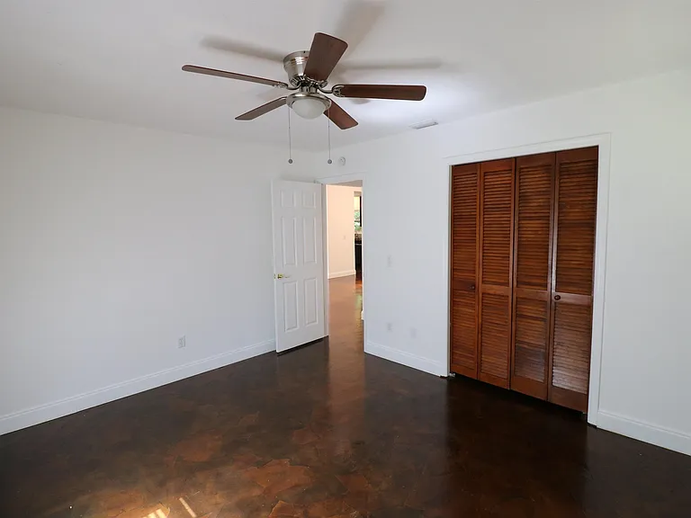 4225 Oak Ln — Photo 12