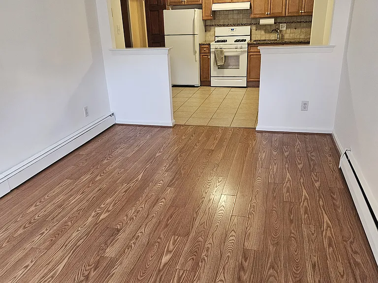 Juniper Blvd S — Photo 3