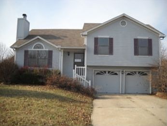 1st image of 112 SE Topaz Dr