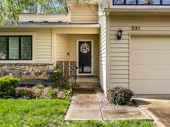 4th image of 331 Sandbrook Dr