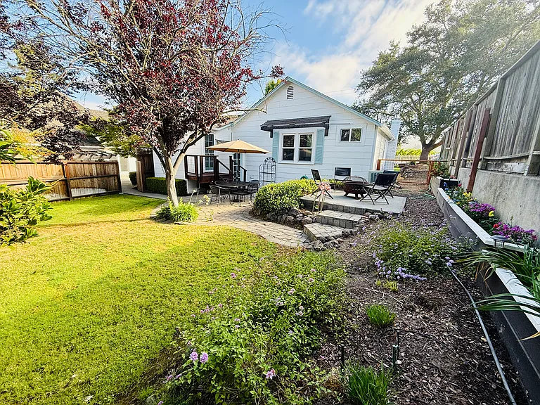 3313 Vichy Ave #A — Photo 33