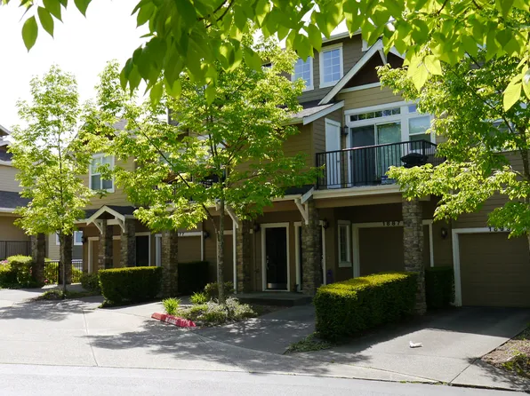 1877 16th Ln NE #1877, Issaquah, WA 98029