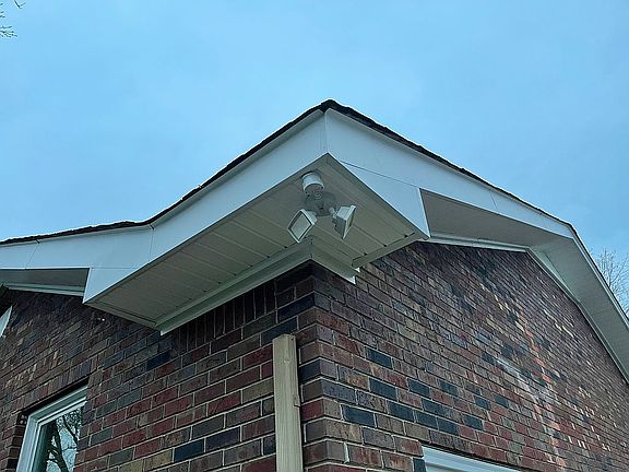 3rd image of 361 Rosebrook Dr