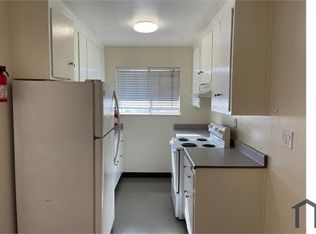 1285 Macarthur Blvd #7, Oakland, CA 94610