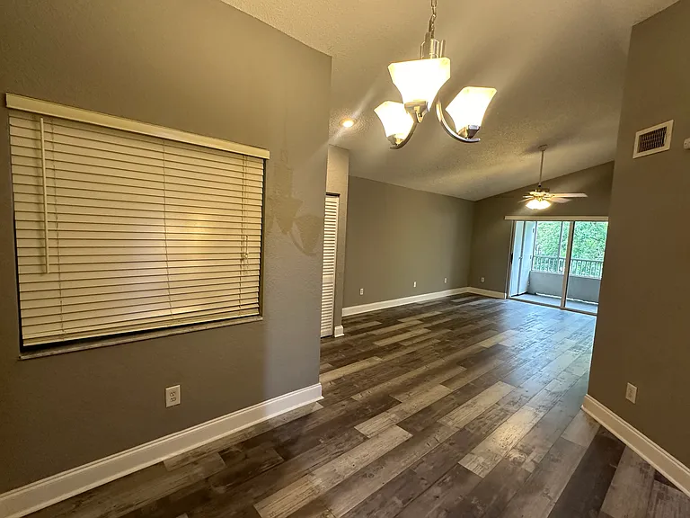 2871 N Oakland Forest Dr #308 — Photo 12