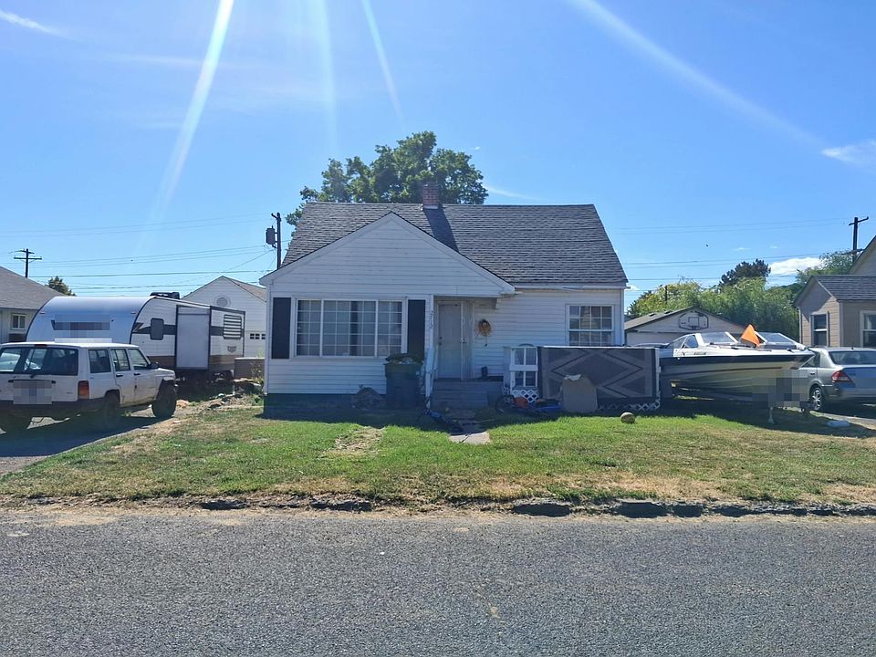1st image of 2712 3rd St
