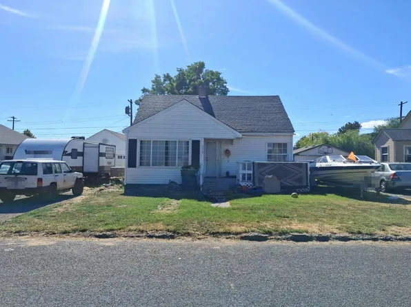 2712 3rd St, Union Gap, WA 98903