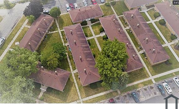 3rd image of 650 Pickus Ct