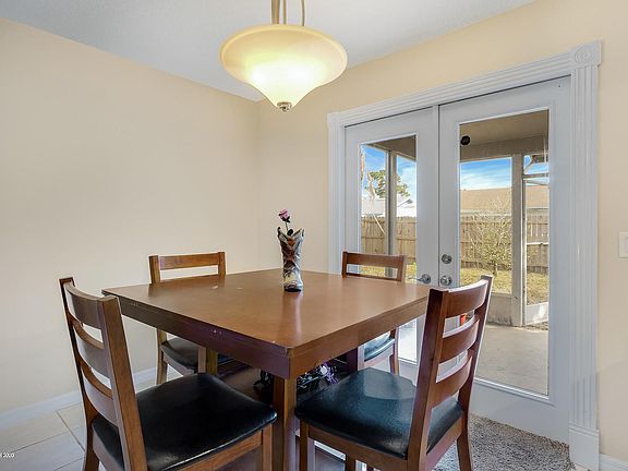 5th image of 997 Sarazen Dr