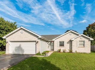 904 Meadowbrook Rd, Elwood, IL 60421