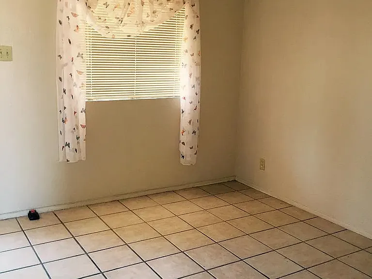 4013 Nashville Ave #1 — Photo 2