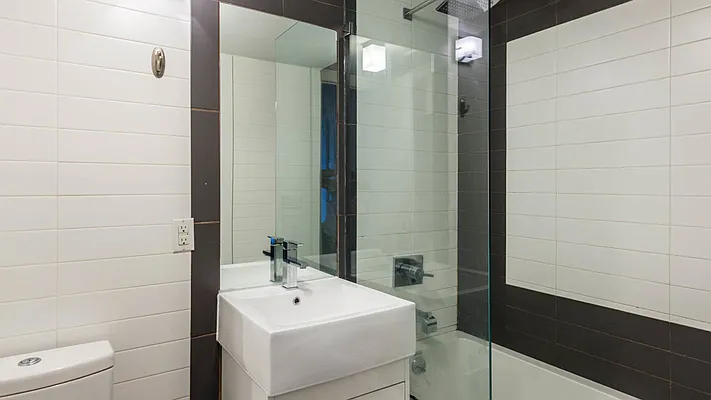 Rented by Nooklyn NYC LLC | media 60