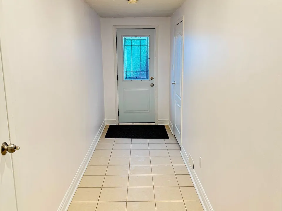 4154 Sunflower Dr #BASEMENT