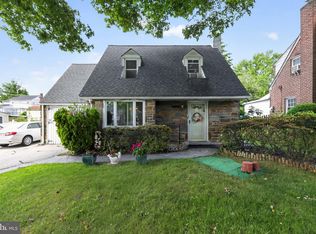 1424 Burmont Rd, Havertown, PA 19083