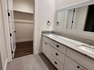 139 Avenida Esperanza #1, Encinitas, CA 92024