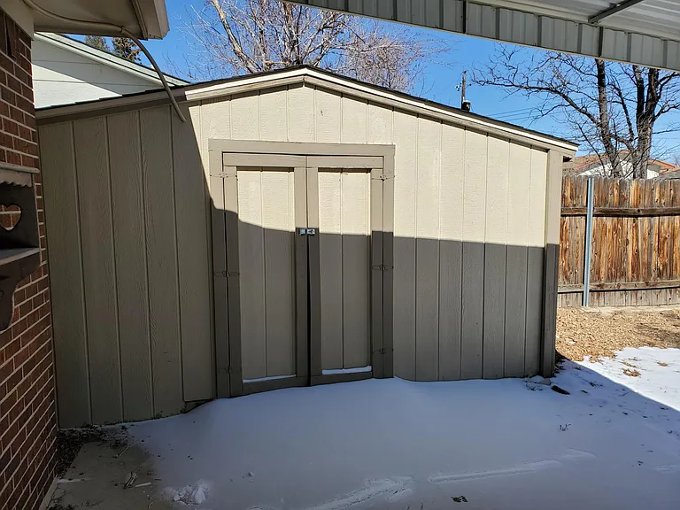 924 Ellston St — Photo 19