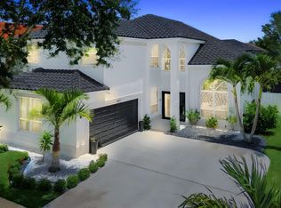 6017 Newport Village Way, Lake Worth, FL 33463