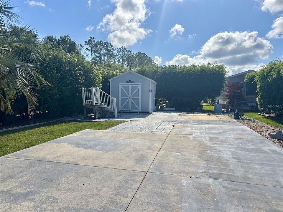 1st image of 3273 NE 102nd Avenue Rd