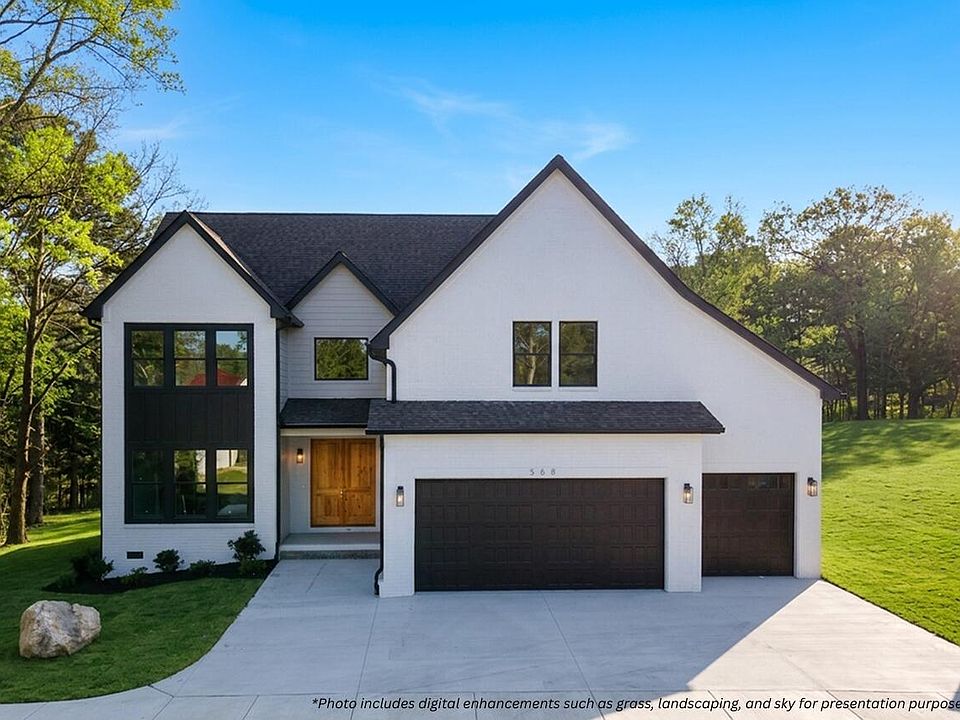 1st image of 568 Wilkinson Rd NE